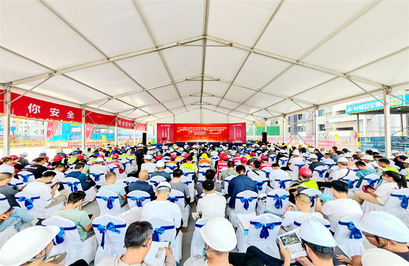 2025年6月27日，z6尊龙凯时北京集团先后承接了2025年山西省房屋建筑工程应急救援演练暨建筑施工安全质量标准化现场观摩会、中海地产中原公司2025年“安全生产月”总结会暨施工现场观摩会。